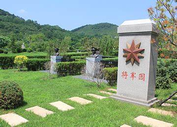 觀陵山藝術(shù)墓園